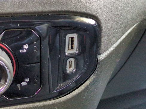 Used 2022 Chevrolet Silverado 1500 LT w/ Protection Package image 21