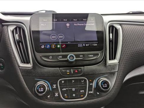 Used 2023 Chevrolet Malibu LT FWD image 27