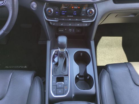 Used 2019 Hyundai Santa Fe FWD image 15