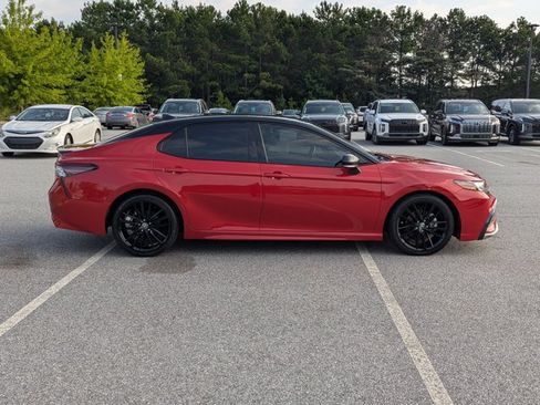 Used 2022 Toyota Camry XSE w/ Navigation Upgrade Package FWD image 4