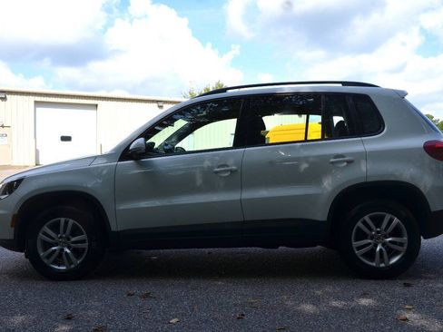 Used 2015 Volkswagen Tiguan S FWD image 7