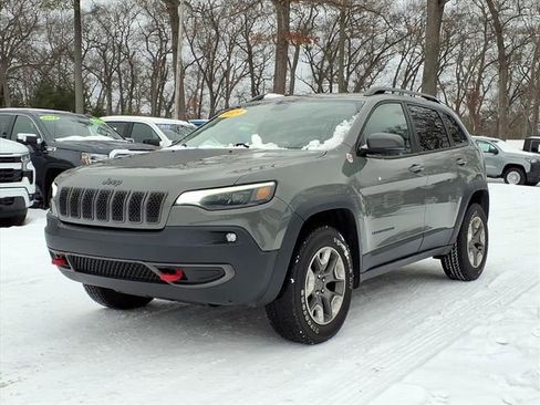 Used 2019 Jeep Cherokee Trailhawk w/ Comfort & Convenience Group image 4