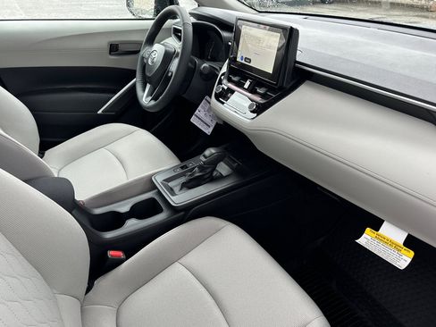 New 2026 Toyota Corolla Cross LE FWD image 18