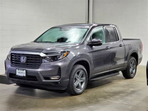 Certified 2023 Honda Ridgeline RTL image 2