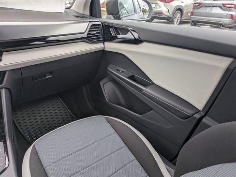 New 2025 Volkswagen Taos S image 17