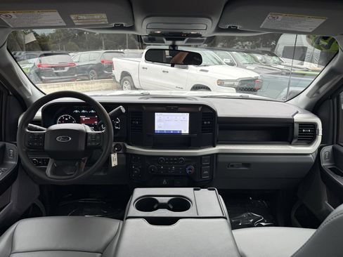 Used 2025 Ford F350 XL w/ 360-Degree Camera Package image 33