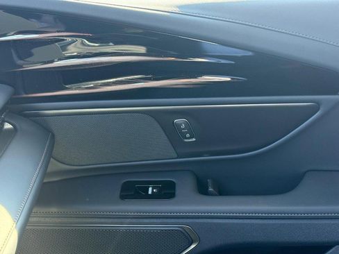 New 2026 Lincoln Nautilus Premier image 15