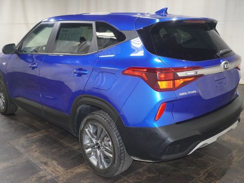 Used 2021 Kia Seltos LX AWD/4WD image 8
