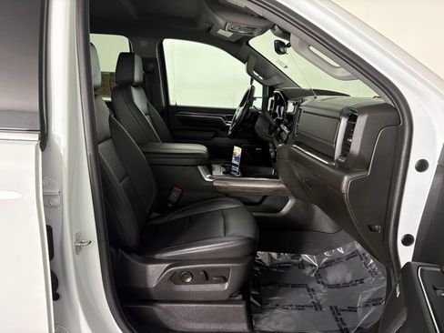 Used 2024 Chevrolet Silverado 2500 LTZ w/ LTZ Premium Package image 38