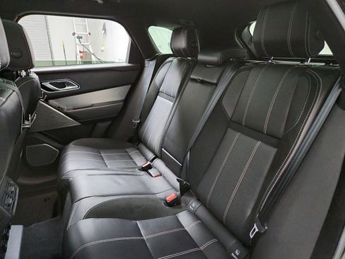 Used 2018 Land Rover Range Rover Velar R-Dynamic SE image 23