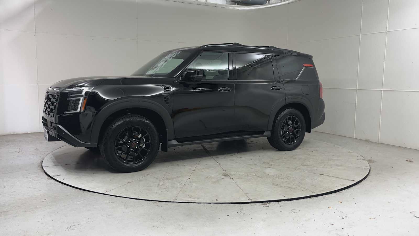 Used 2026 Nissan Armada PRO-4X AWD/4WD image 4