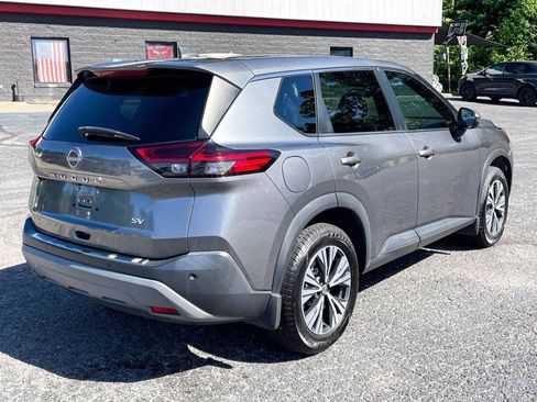Used 2022 Nissan Rogue SV FWD image 6