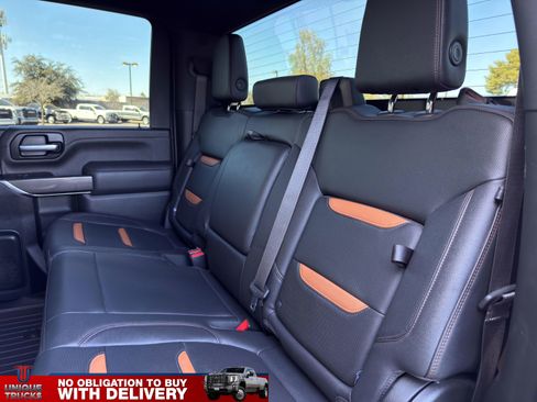 Used 2022 GMC Sierra 2500 AT4 image 21
