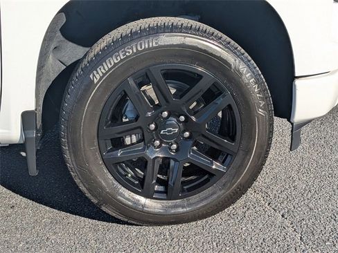Certified 2024 Chevrolet Silverado 1500 Custom image 12