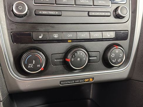 Used 2014 Volkswagen Passat 1.8T image 26