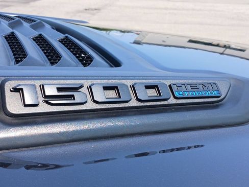 Used 2022 RAM 1500 Laramie AWD/4WD image 33