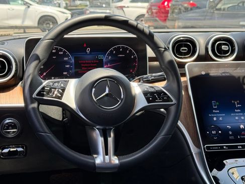 Used 2024 Mercedes-Benz C 300 Sedan image 40