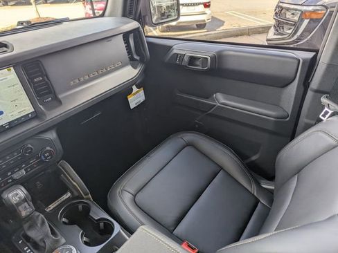 New 2026 Ford Bronco Badlands AWD/4WD image 16