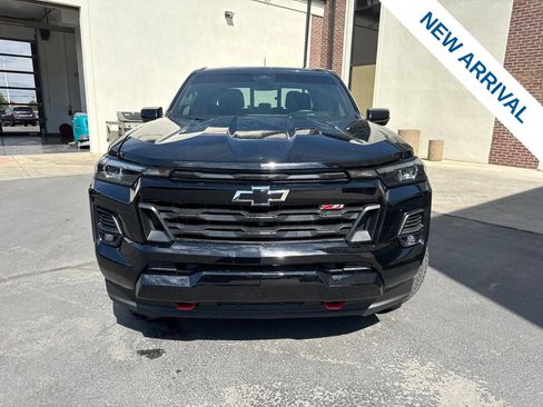 Used 2024 Chevrolet Colorado Z71 w/ Z71 Convenience Package 2 AWD/4WD image 2