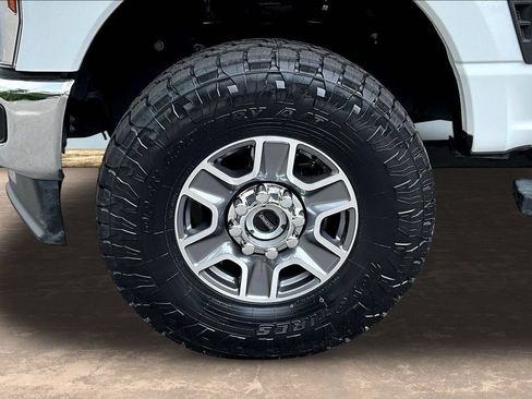 Certified 2026 Ford F250 Lariat AWD/4WD image 36