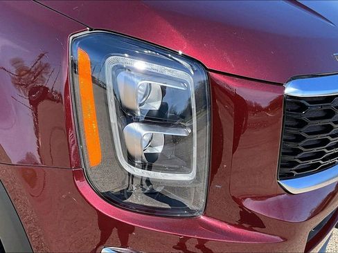 Certified 2022 Kia Telluride EX w/ EX Premium Package image 31
