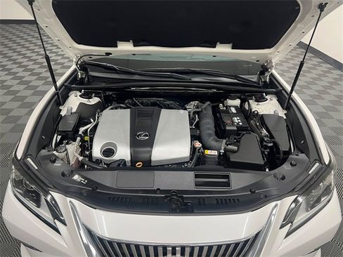 Certified 2021 Lexus ES 350 w/ Premium Package image 24