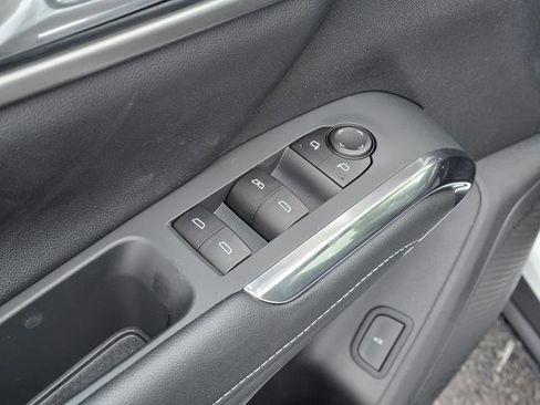 New 2026 Chevrolet Traverse LT w/ Midnight/Sport Edition image 7