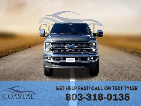 Used 2025 Ford F250 Lariat w/ Chrome Package image 2