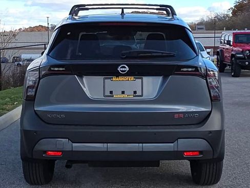 New 2026 Nissan Kicks SR w/ Cold Weather Package image 24