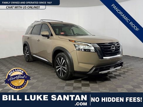 Used 2024 Nissan Pathfinder Platinum w/ Cargo Package AWD/4WD image 1