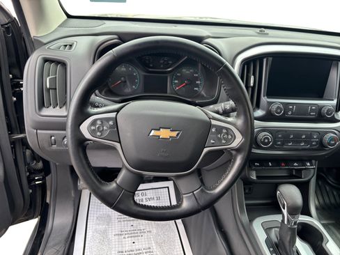 Used 2022 Chevrolet Colorado LT w/ Fleet Safety Package image 13