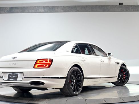 Used 2021 Bentley Flying Spur W12 w/ First Edition Specification AWD/4WD image 62