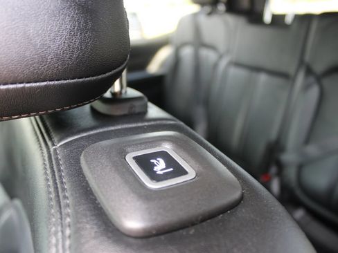 Used 2024 Jeep Wagoneer Series II AWD/4WD image 33