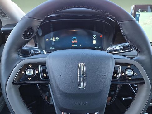 New 2026 Lincoln Corsair Reserve w/ Towing Package image 24