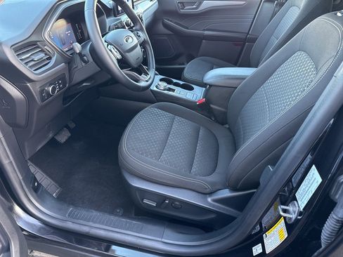 Used 2024 Ford Escape Active image 17