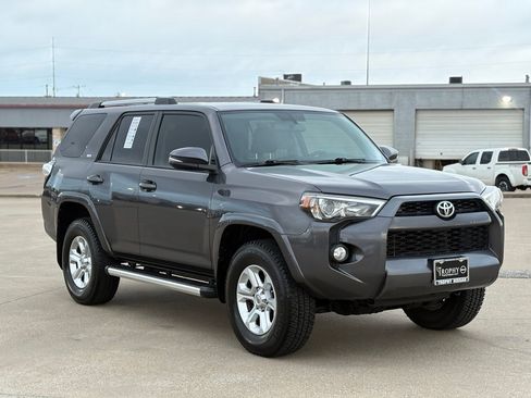 Used 2019 Toyota 4Runner SR5 Premium image 5