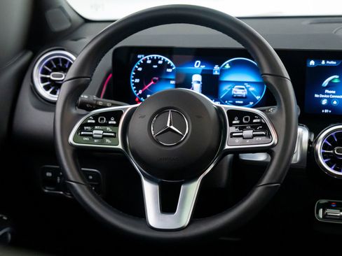 Certified 2023 Mercedes-Benz EQB 300 300 image 12