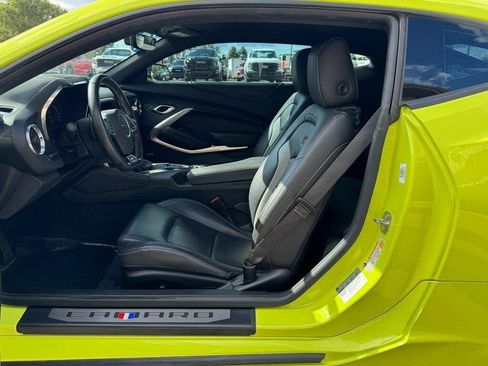 Used 2020 Chevrolet Camaro SS RWD image 14