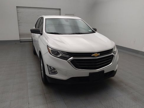 Used 2019 Chevrolet Equinox LS w/ LS Convenience Package FWD image 14