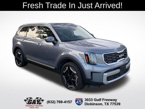 Used 2025 Kia Telluride S FWD image 1