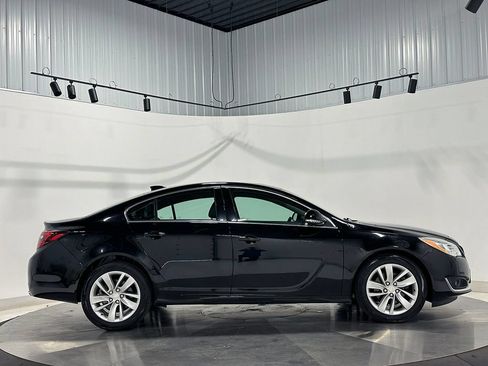 Used 2016 Buick Regal FWD image 10