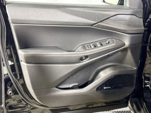 New 2026 Jeep Cherokee Limited image 10