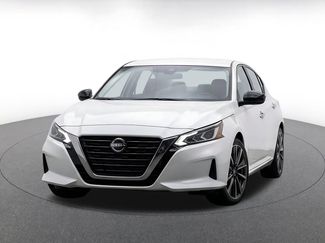 Used 2025 Nissan Altima 2.5 SV FWD video 2