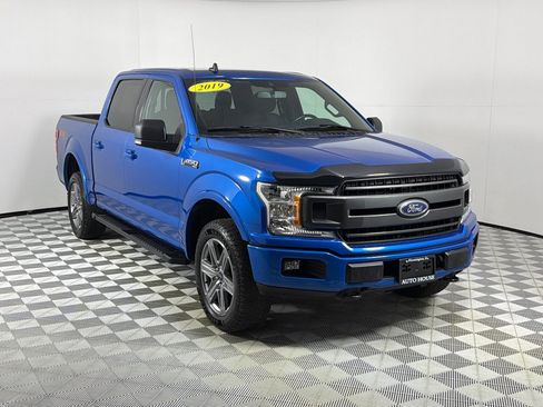 Used 2019 Ford F150 XLT w/ Equipment Group 302A Luxury AWD/4WD image 3
