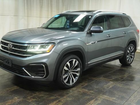 Used 2023 Volkswagen Atlas SEL Premium AWD/4WD image 2