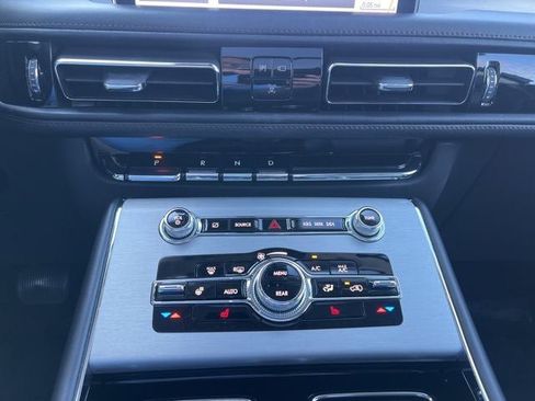 Certified 2024 Lincoln Aviator AWD w/ Premium Package image 35