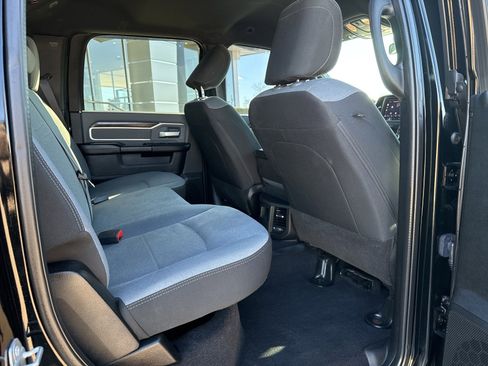 Used 2022 RAM 2500 Big Horn image 28