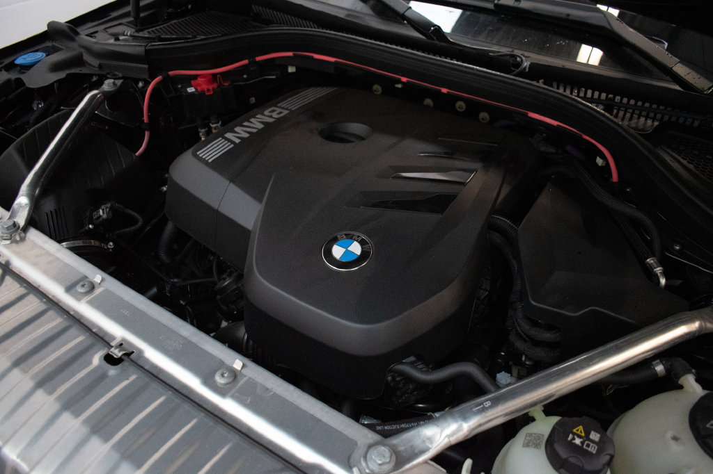 Used 2025 BMW X3 xDrive30i w/ Premium Package AWD/4WD image 10