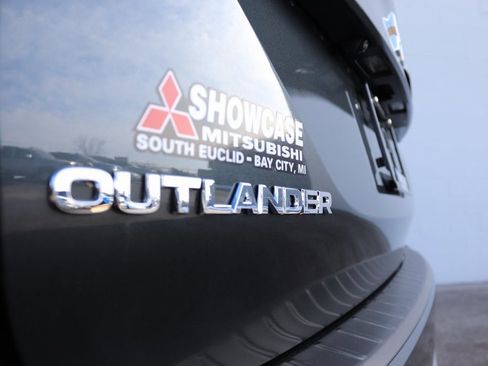 New 2026 Mitsubishi Outlander SE image 46