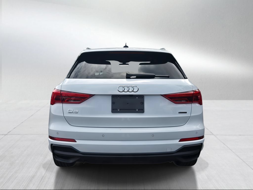 Used 2025 Audi Q3 2.0T Premium AWD/4WD image 4